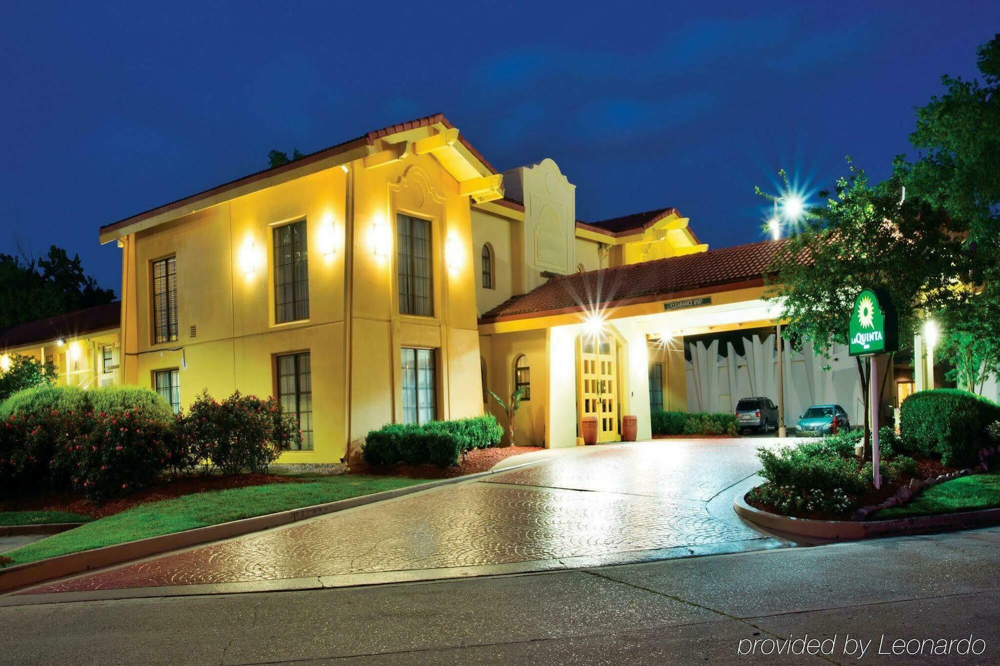 La Quinta Inn By Wyndham Baton Rouge University Area Bagian luar foto